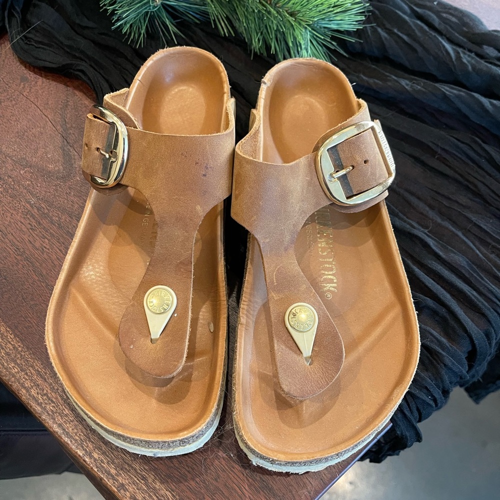 Birkenstock • big buckle sandal